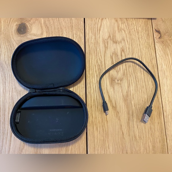 Mophie Power Capsule - Picture 2 of 3